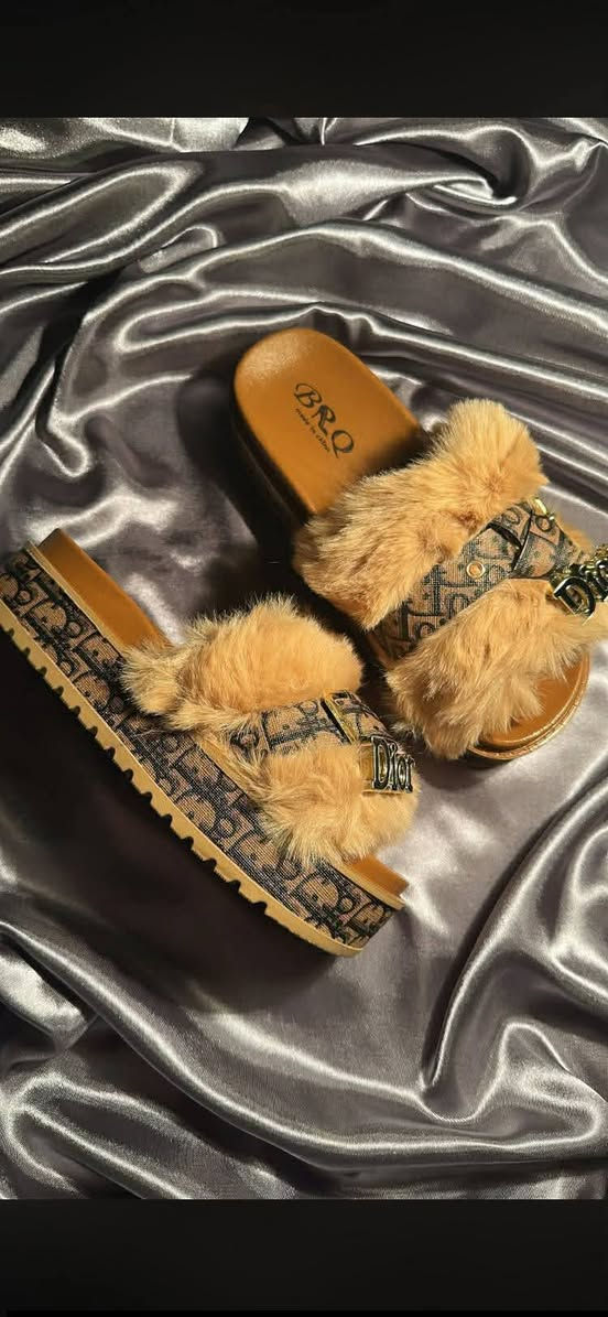 اسعارنه مختلفه 
حجز *********** واتساب
