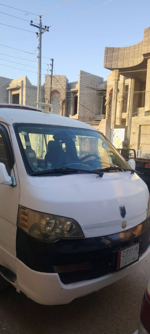 سلام عليكم جنبي اج وان موديل ١٥ رقم بغداد مكينه وكير وكسل مكفولات مكينه جديده قبل سبوع فور واي وكسل بل جيس بس خياسات بلهلالات سعر ٧٠ وبيه مجال ***********
