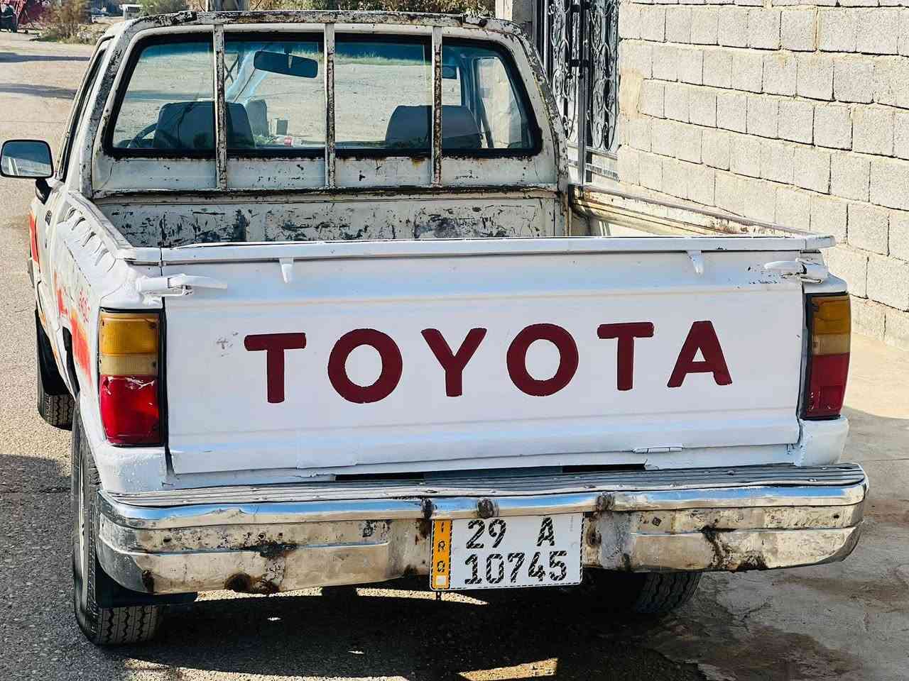 ١٩٨٨ محرك كروسيده كير ٥نمر بسمي العنوان ديالى المقدادية *********** سعر٤٣ بيهه مجال كير / محرك/ شاصي/ بشرط تخم إطار جديد صدر جديد
