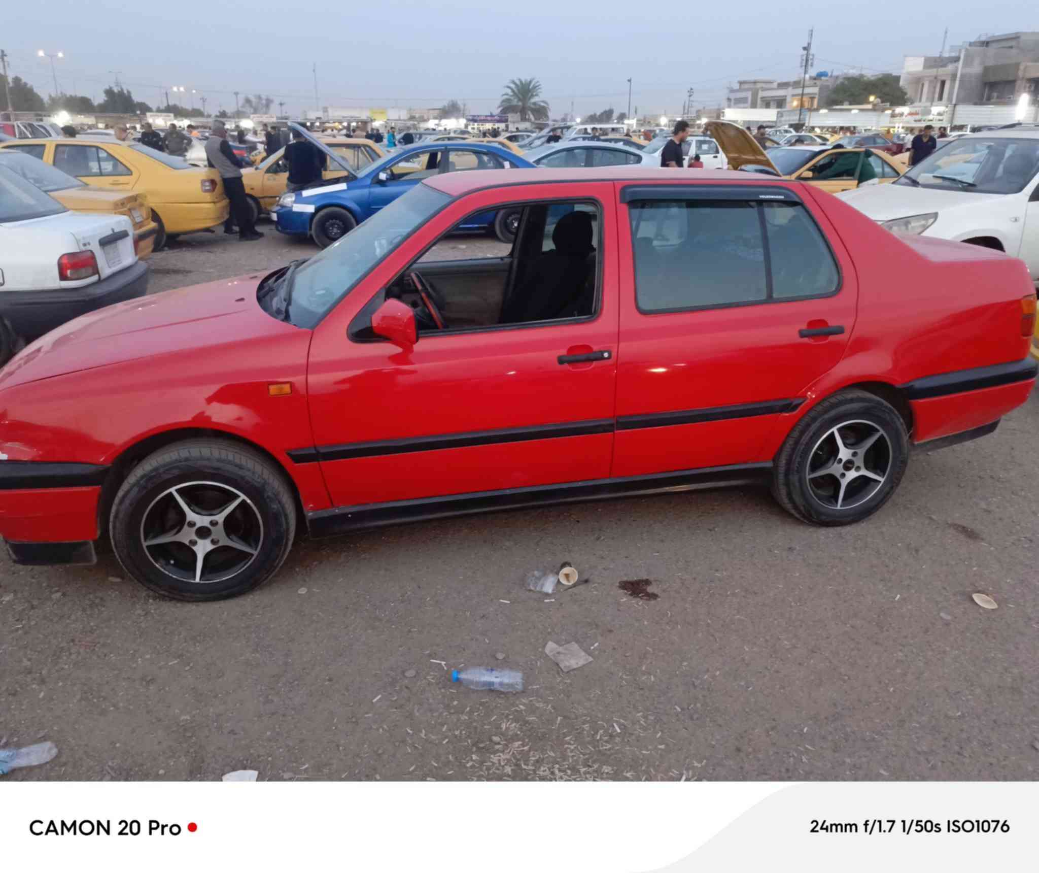 للبيع كولف فمتو محرك ١٨٠٠
رقم بغداد باسمي 
1992 كير ومحرك مكفولات
تبريد شغال  مصبوغه عام الجماليه 
صدرهه جديد 
يتصل ***********
العنوان بغداد حي الجهاد
السعر مناسب جدا
