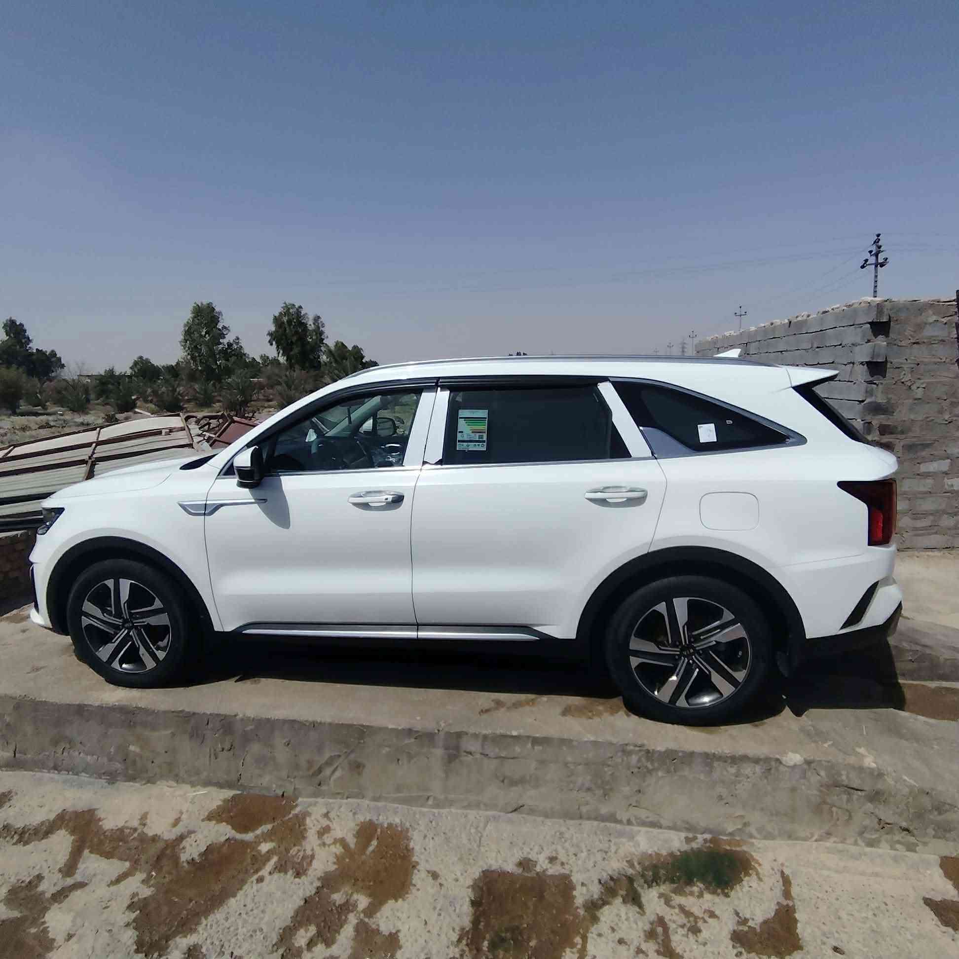🚗 للبيع: كيا سورنتو 2021
📍 مكان السيارة: كربلا
📞 للتواصل: ***********
💰 السعر:255 ورقة 
📊 المسافة المقطوعة: 92ألف كم
🛠️ المحرك: 6 سلندر 

⚠️ حالة السيارة
• وارد خليجي ✅ 
• كفالة عامة بدون أضرار ✅

⚙️ المواصفات:
• 4 أنظمة قيادة 
• 5 ويل كب
• بصمة تشغيل
• تشغيل عن بعد
• تحكم ستيرن كامل
• كاميرا خلفية
• شاشات خلفية
• ثلاث قطع تبريد
• مقاعد كهربائية
• صندوق كهربائي
• إطارات جديدة
• والعديد من المواصفات الأخرى
