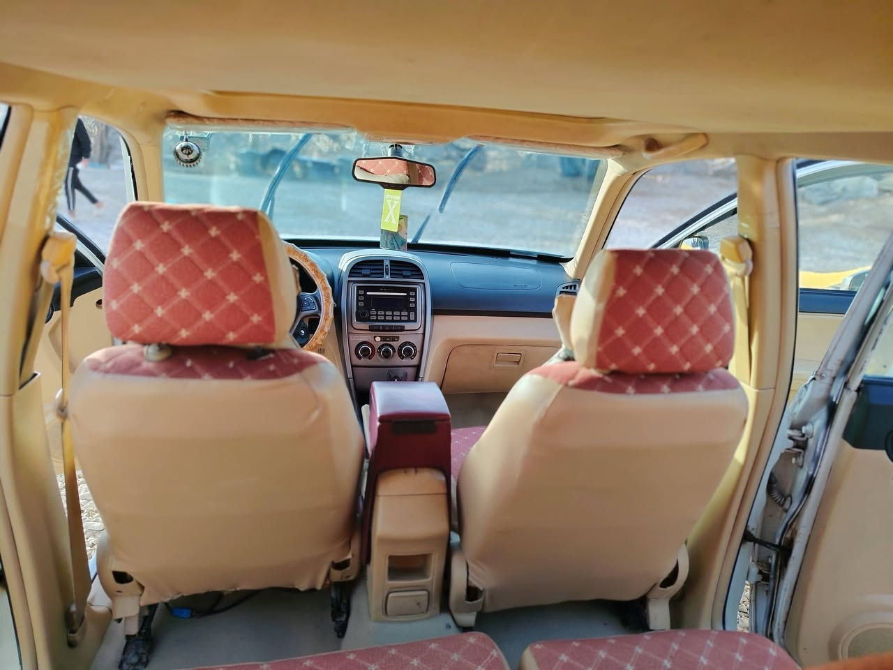 السلام عليكم احبتي تيكو 2013
تفاصيل السيارة محرك 1800 لا تنقيص ولا تبخير ولا خشونه 
كير كهربائي بلادي وبدون اي مشاكل
كهربائيات كلهه شغاله وبلاديه
عليها ادامة 
حدادية نضيفة تخم تاير واويالة جدد 
تبريد ثلج تدفئة شغاله + هيتر كشنات امامية 
داخل بيجي بحالة جيدة 
تحكم ستيرن جهتين حساسات خلفية
فتحة سقف سلايت روف 
سنوية بأسمي هزة جديدة ورقم انكليزي
كفالة فقط صبغ حزام
سيارة نضيفة استخدام بيت محافضين عليها وبالعافية عليه الي تكون من نصيبة 
السعر 62 بيها مجال بسيط
للأستفسار ***********
مكاني ديوانية مركز
مكلف بنشر
