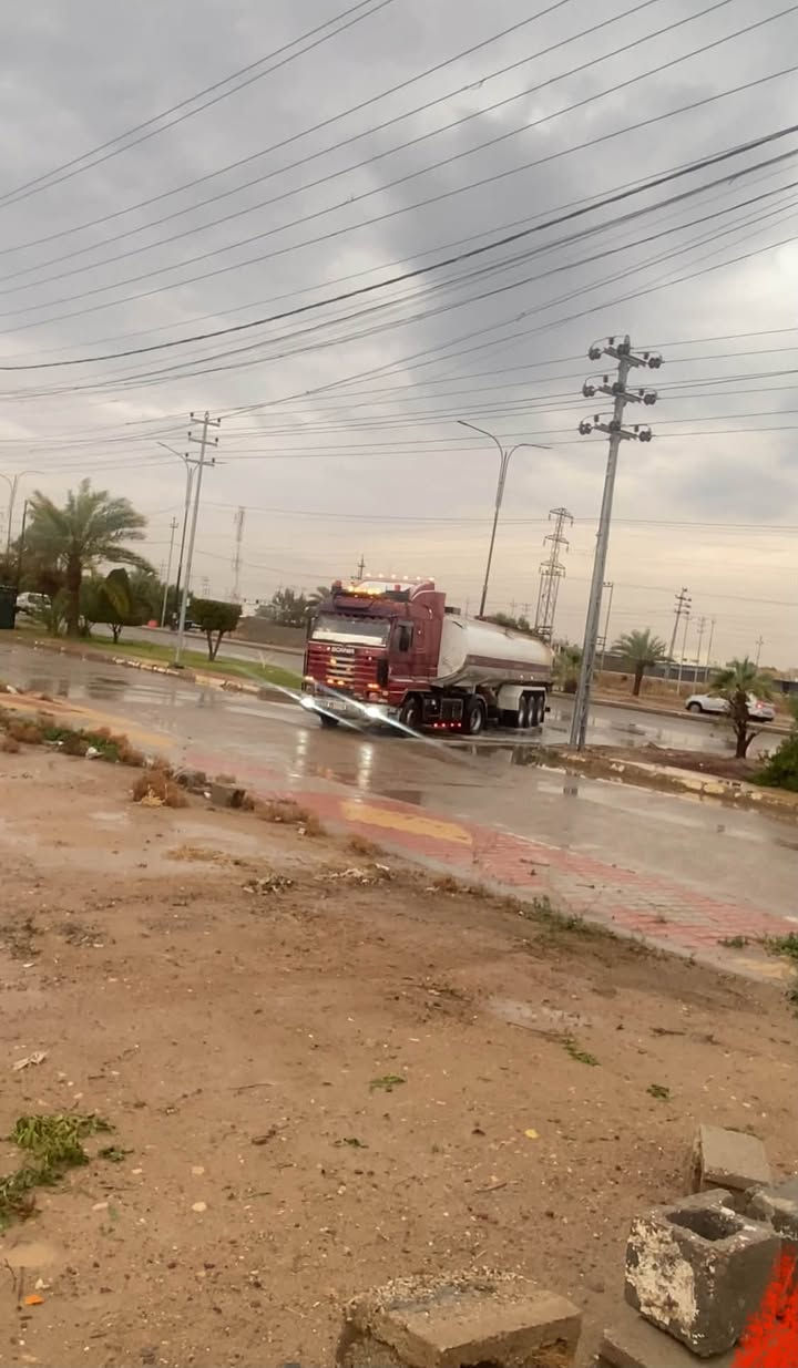 ‭***********‬ سلام عليكم سعر 280 وبيها مجال بسيط
للبيع اسكانيه رقم انبار كامله تخم تاير اكسل محرك كير   #بم #كهربائي 113 مناقصها برقي طوناج جي بي اس سلامه بشهر العاشر تسقط سنويه جديده سنه 2029 تنتهي
