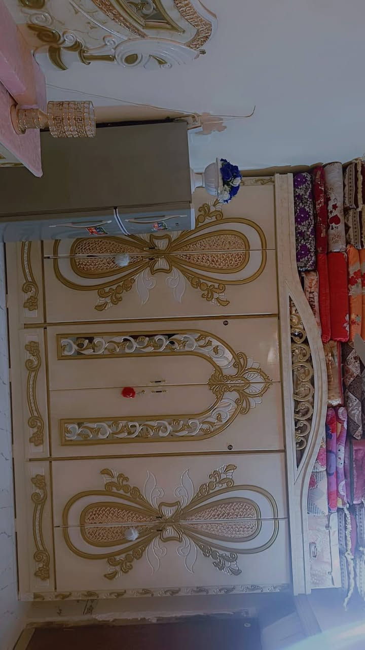 سلام عليكم غرفه اخشاب تصمصم تركي شغل عراقي للبيع
للبيع السعر 950 بيها مجال قليل تواصل واتساب 
***********
العنوان كرمه بني سعيد
