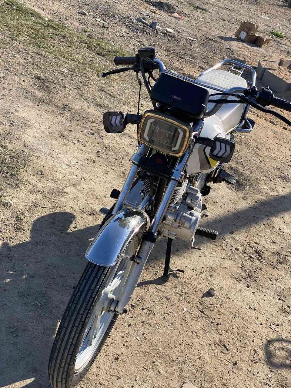 سلام عليكم دراجه محرك 2024 دراجه كامله ما بيها نقص كلها شغاله اوراق موجود مكينه كفاله ما مفتوحه 
عنوان بغداد 

السعر 550 وبيها مجال 

***********
