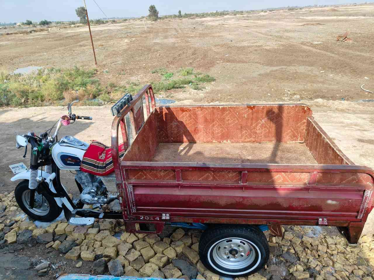 بدي للبيع 14 لا مكصوص ولا مخيس سعر خاص
***********
