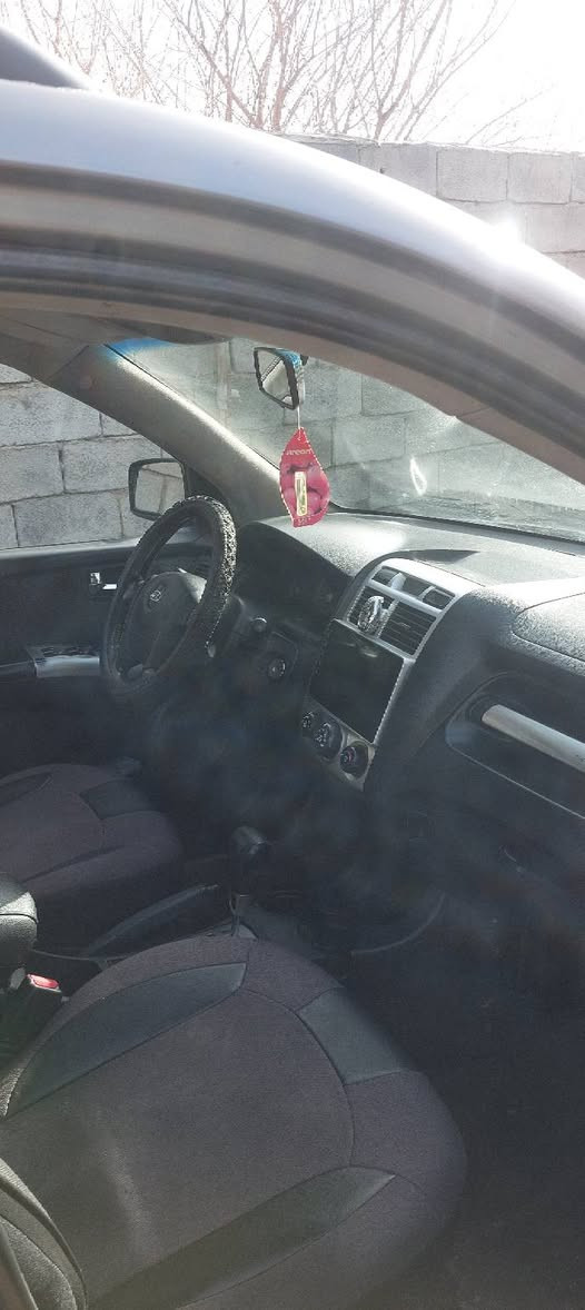 سلام عليكم  سبورتج ٢٠٠٧ وارد أمريكي
محرك ٦سلندر  ٢٧٠٠ رقم بغداد  باسمنا تحويل ثاني يوم 
  مصبوغ عام  حدثها جاملق أمامي جهة سايق  محرك لا تنقيص ولاتبخير كير جديد على أيدي تبريد شغل 
   سعر  90 ورقه وبيه مجال للطيبين 
مكان قضاء الدجيل صلاح الدين 
***********
***********
