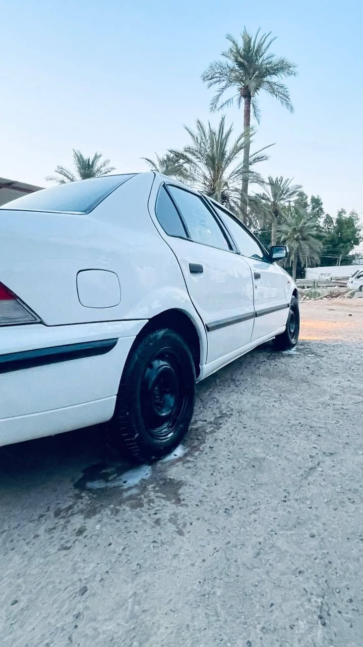 السلام عليكم سمند مديل 10 حدادية تخم. تاير جدد هسة مبدلهن و مكينة وكير و كهربائيات  كله مكفول  فقط تبديل راديتر وكمبرسرسنويه  منتهيه راعيها موجود يريد مداور سيارة احله من الصور 30 وبيها مجال  العنوان  مركز الديوانية *********** واتساب
