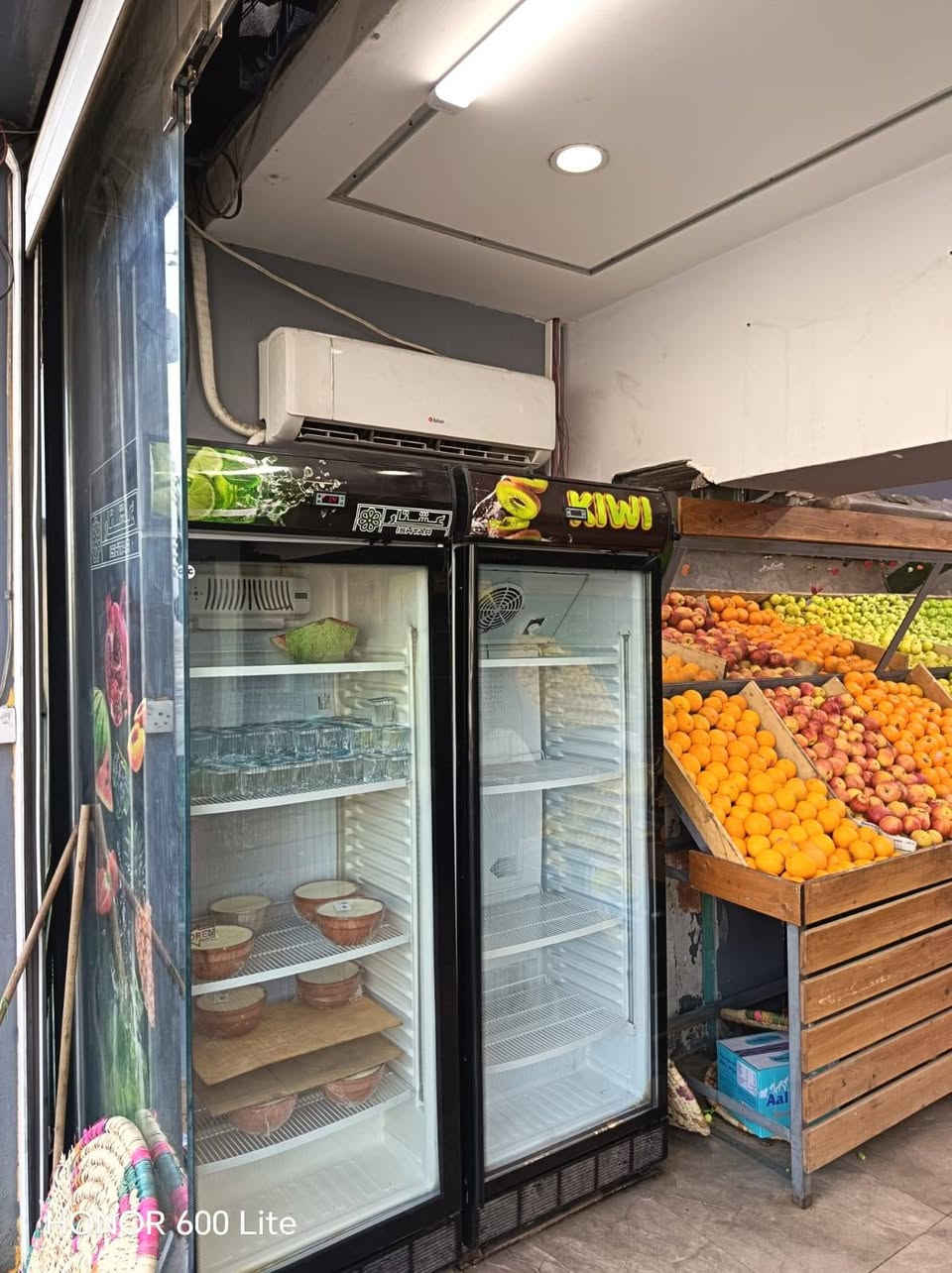 للبيع علوة خضر وفواكه في الطوبجي – الشارع العام 
موقع مميز جداً مجاور زنود الست الحمداني، واجهة 6 متر ونزال 18 متر، مناسبة لبيع الخضر والفواكه

✅ موقع حيوي وحركة زبائن ممتازة✅ واجهة واضحة على الشارع✅ مساحة جيدة للعرض والخزن

للاستفسار والمعاينة يرجى التواصل على الرقم: (***********).
