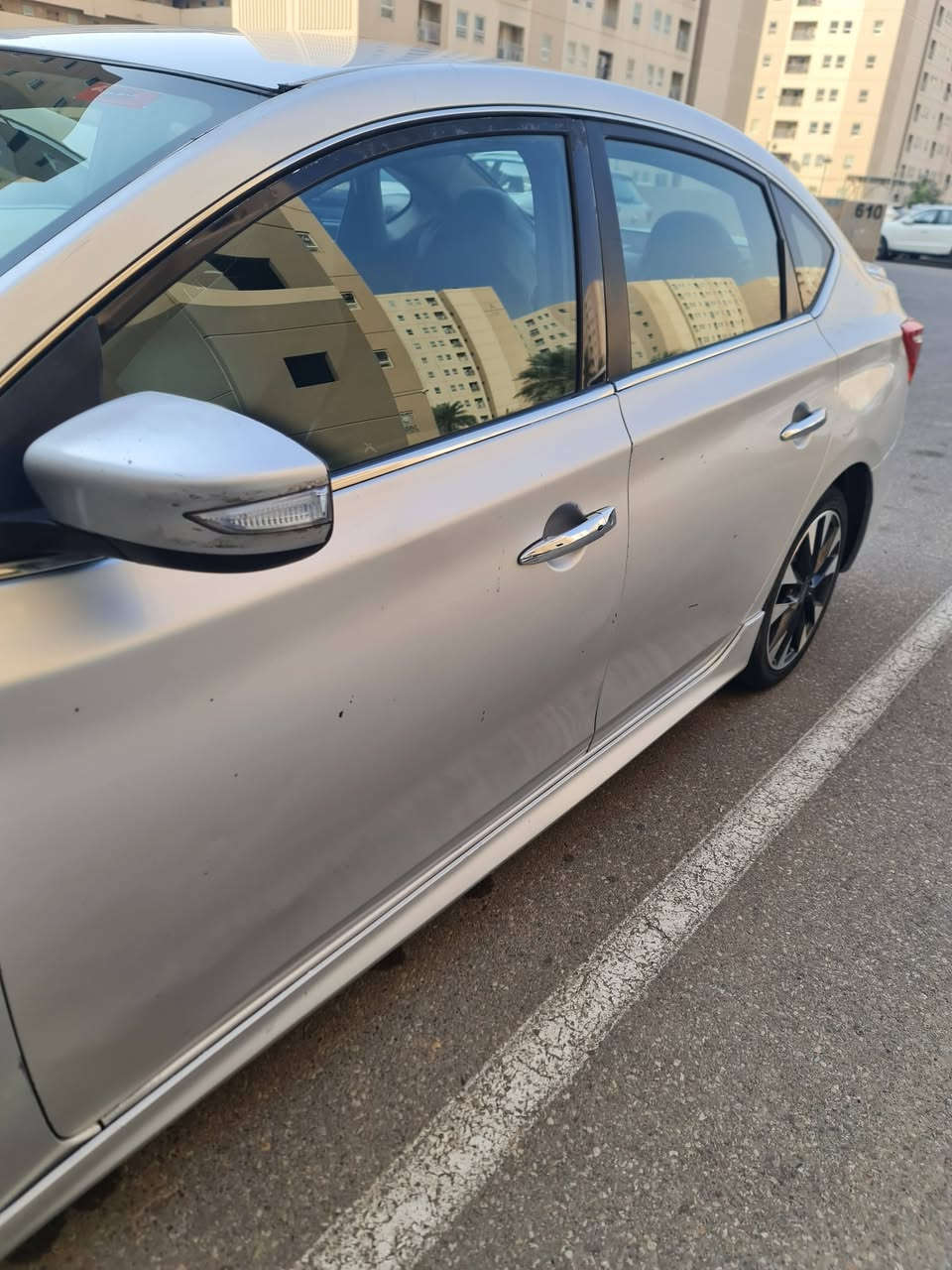 نيسان سنترا 2019 بغداد دولي بسمي 
بيه منظومه غاز 500 الف شادها مسويله صيانه 
كير محرك صدر خير من الله 
تبريد تدفيء بلادي 
ضربته موضحه بصور 
عندي نضرب جاملغ ايمن بدلته بلادي 
بيه قطع صبغ ابيع حزام 
سياره ممتعبتني مابيه بجم مواصل راديترات  بلاديه 
*********** 
سعر 97$
