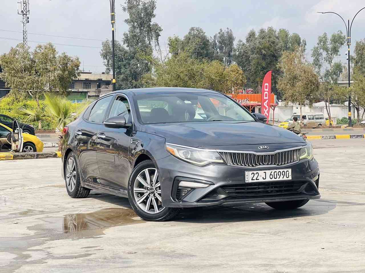 السلام عليكم. يا ابتما 2019 أمريكي
موصفات فول بل سلايت 
سيارة بيها ٣قطع صبغ
مكينه ١٦تيربو
وباقي تفاصيل اتصل وتدلل 
مكان السياره الموصل 

رقمي ***********
