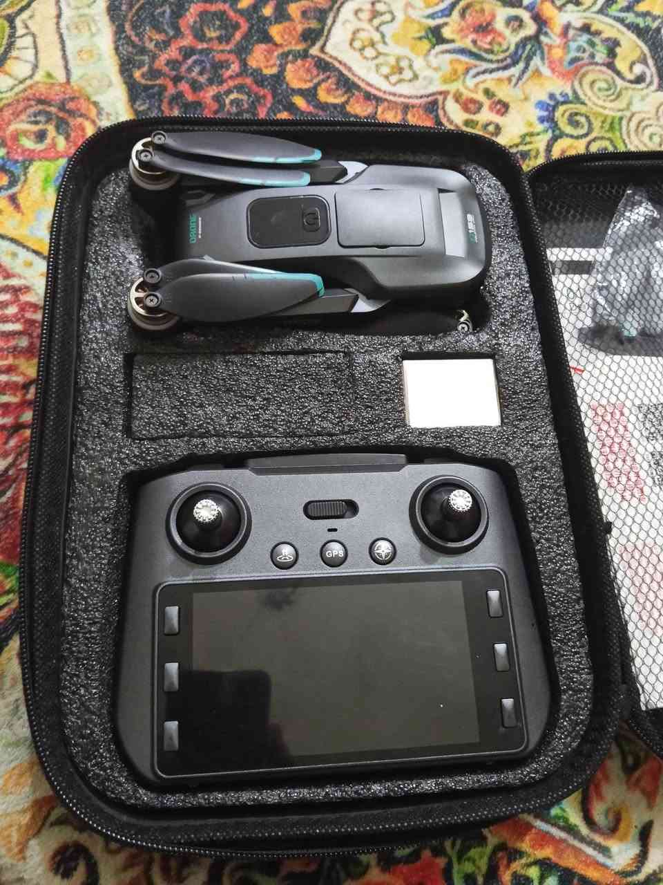 السلام عليكم طيارة درون نوعS159Uav  للبيع او مراوس بموبايل للستفسار ***********
