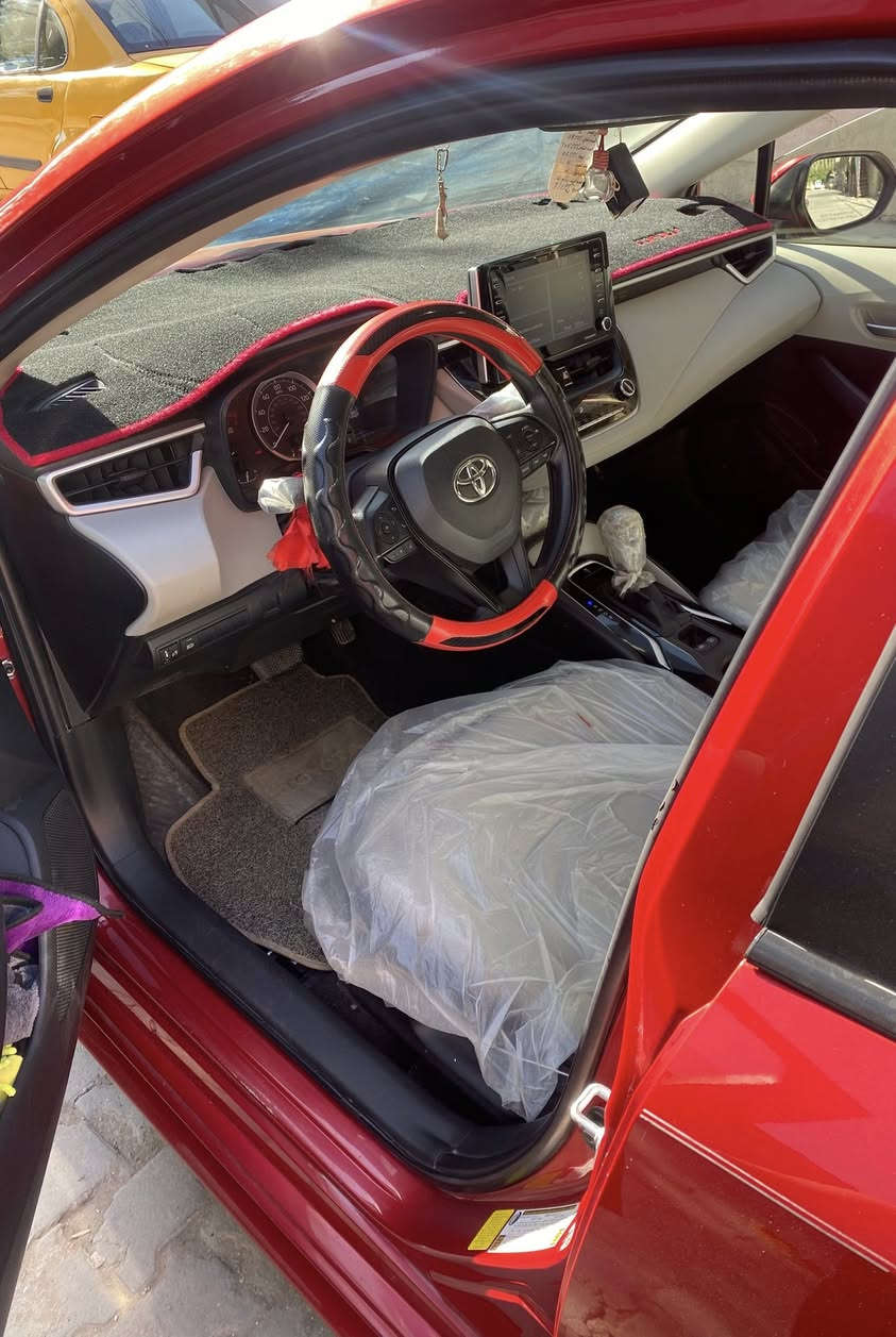 السلام عليكم كورله أمريكي مديل 2021 للبيع
حادث تبديل جاملغ وشويه من البنيد 
بدون ارباك بدون دواخل
مواصفات Le
داخلها ابيض
ماشيه 80
رقم سليمانيه جديد
كير ومكينه مكفولات
مكانه بغداد الغزاليه
سعرها 145 وبيه مجال
رقم هاتف ***********
