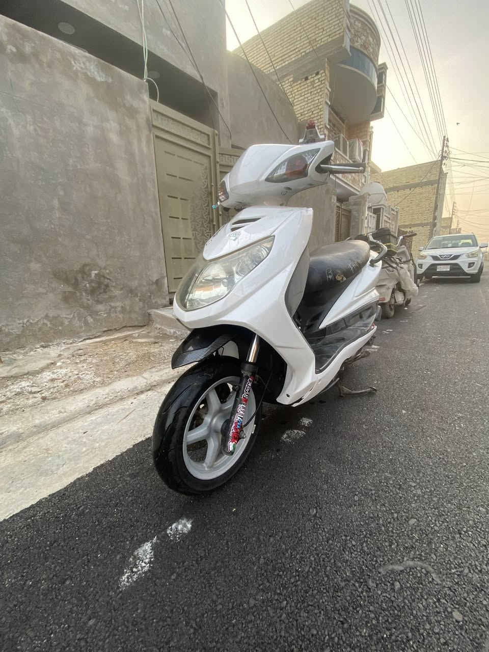 سلام عليكم سكنس فحل للبيع الدراجه مكفوله مكينه وبيها تزويد بسيط للي بخاطره هاذ رقمي***********
