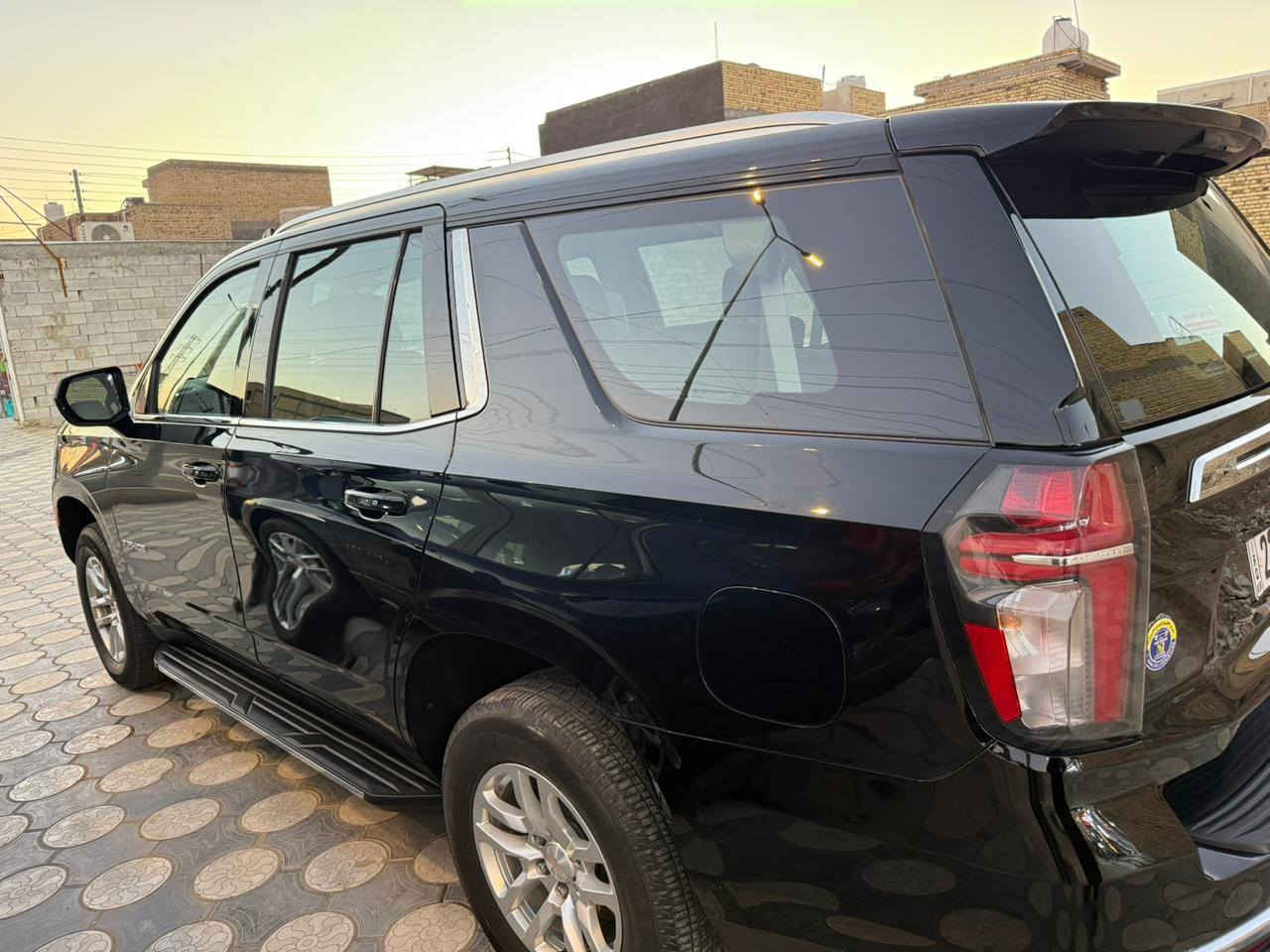 السلام عليكم للبيع تاهو موديل 2023
السياره مغلفة bbf ضمان عشر سنوات 
مواصفات LS معروفه السيارة خليجي 
 بيه فقط شويه bdr.  زغير بجاملغ عكس السايق فقط هذا بيه 
ماشيه 41
مواصفاته تعرفوها  
السعر 460 
للاستفسار ‏‪‏‪ ***********
