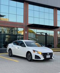 نيسان التيما SV • ٢٠٢٥ • مايل ١٦