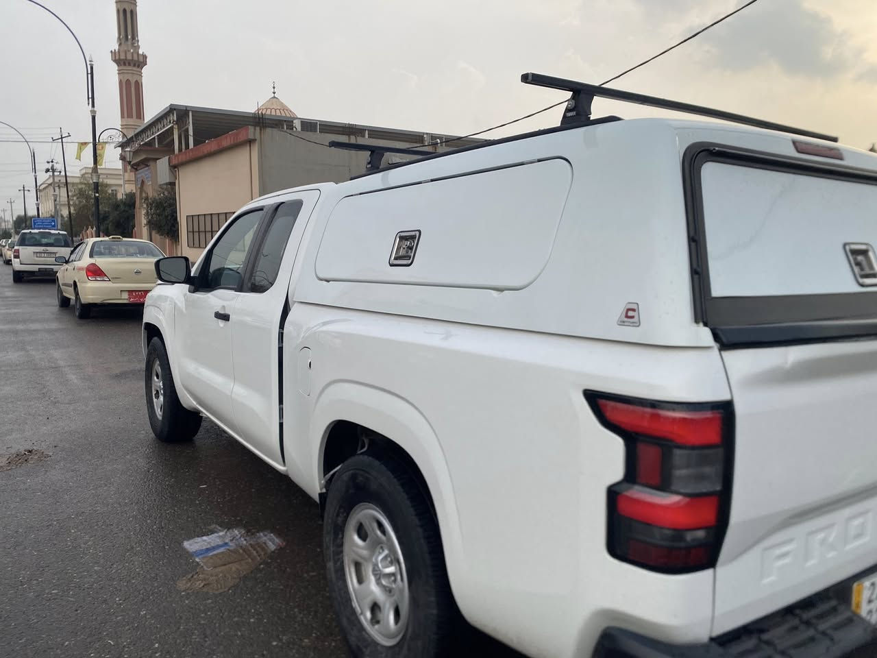 Nissan frontier 2022
نیسان فرۆنتەر ٢٠٢٢ بۆ فرۆشتن ٣٦ مایل رۆیشتیە، هەزە و سەنەوی نوێیە بۆنیتی سبوغە چامرغی پێشەوەی سایەق ساردە ئێرباگی سوکانی تەقیە 
مواسەفاتی S بەسمە و تەحدید سرعە کارپلەی رادار لایت ئۆتۆ تاک ئەکسل ئەکسلی پشتەوەی قوفل دەبی.
نرخی ١٧٩ مەجالەکی زۆر کەم
سەیارەکە لە هەولێرە

 وەتسئەپ و ڤایبەر ***********

نیسان فرونتیر ٢٠٢٢ ماشي ٣٦ الف مایل سنویة هزة جدیدة، بونیت مصبوغ جامرخ بیها بارد بردة ستیرن تاك
مواصفات s بسمة تحدید سرعة کارپلەی لایت ئوتو رادار تو ویل
سعر ١٧٩ بیها مجال قلیل جدا
مکان سیارة اربیل
