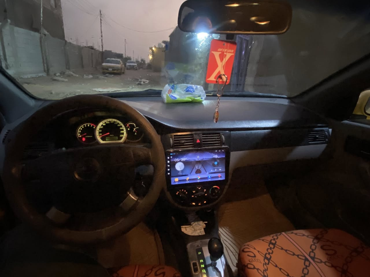 اوبترا موديل 12  مكفوله من الضربه والتبديل وصبغ طخم تاير جديدباتري جديد  محرك نضيف حداديه نعمه من الله امام خلفي تبريد ثلج  رقم بصره باسمي شرط تحويل سنويه 28 ( *********** ) سعر 65 بيه مجال قليل
