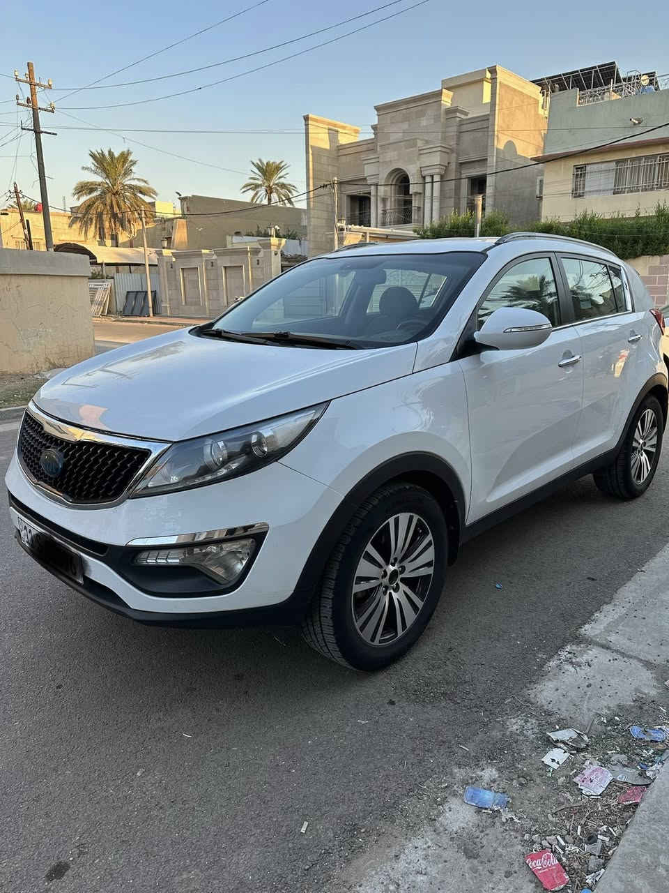 السلام عليكم للبيع كيا سبورتج 2016 خليجي محرك 2000 مكفولة بيهة مكانين بارد بدون صبغ رقم بغداد بأسمي السعر 158 وبيهة مجال حك الجية للاستفسار *********** مكاني بغداد الكرخ
