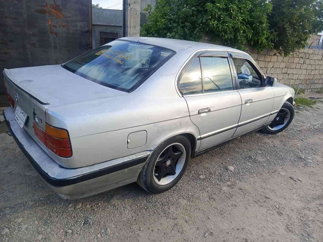 السلام عليكم
BMW520
مكينه 525 مسكر كير عادي مكينة بيها بداية صرف قليل جداً كير شرط صدر جديد طخم تاير جديد كهربائيات كلها تشتغل منظومة زنون اصلي ..  لاضرر ولا صبغ 
رقم الماني ديالى مشروع وطني شرط  الوكالة  سنوية للـ2027  السعر 30 وبيها مجال نقد .. اقساط او مقدمة ما ابيع 
/*********** مكاني صلاح الدين الشرقاط
