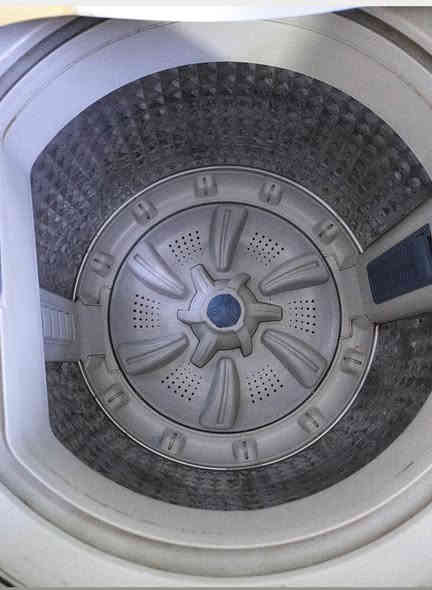 متاح غسالة سامسونج فول أوتوماتيك باب أول
نظيفه حيل وجديده 
***********
