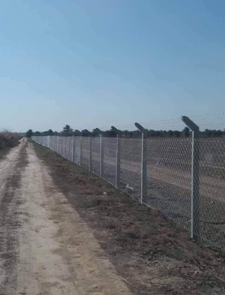 لاصحاب البساتين و الحقول يتوفر لدينا دنك سياج BRC كونكريت للطلب و الاستفسار الاتصال بالرقم ***********
