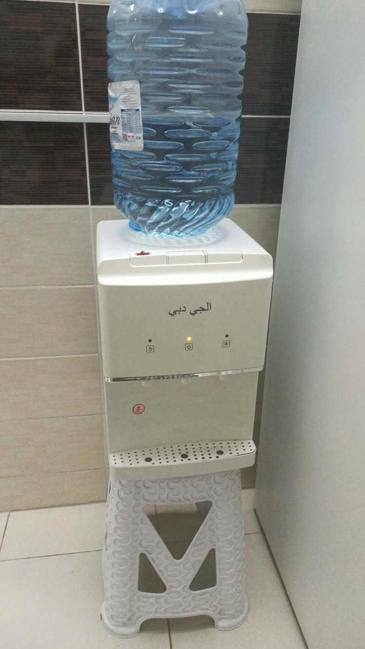 للبيع ثلاجتين سعر الواحد 70الف والغسالة ارجلك 18كيلو 300الف  والستاندات ب50الف واحد والميز ب100الف وال


**إذا كنت صاحب هذا الإعلان وتريد حذفه لأي سبب، رجاءا أرسل رسالة إلى الدعم الفني**