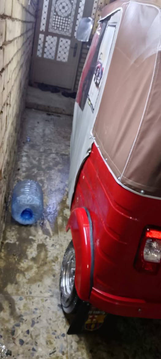 تكتك للبيع موديل 2017اوراق اصليه سبعه تكتك جاهزه للشغل مكينه عشرين تخم تايركهربائيات كله شغاله مكينه لاتنقيص ولاتبخير المكان بغدادالبلديات السعر2900 التصال***********
