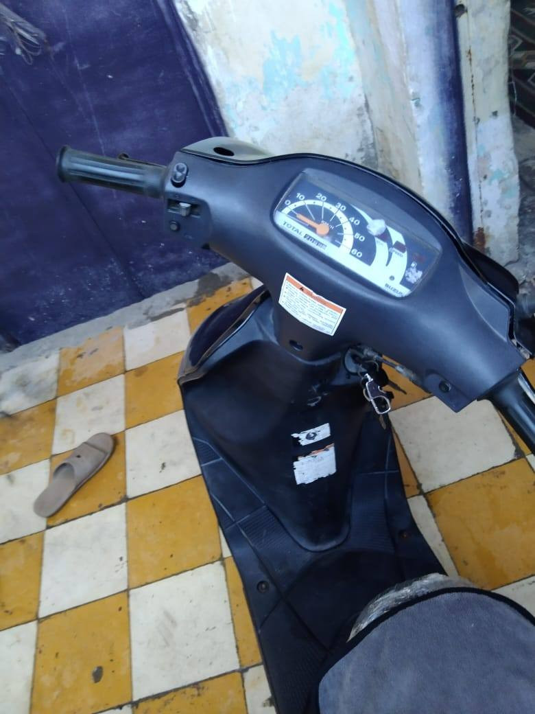 دراجه ساسوكي رياضي للبيع السعر 450 وبيها مجال    ***********
