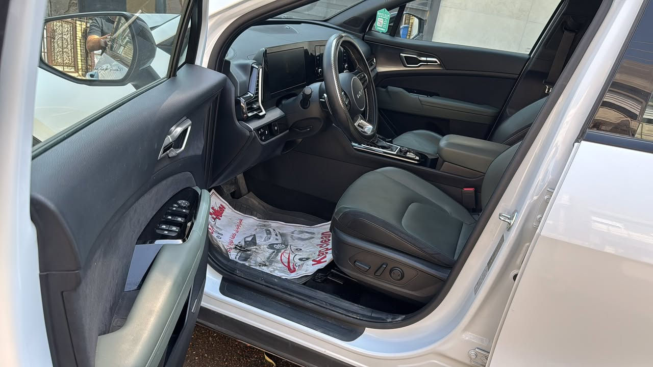 سبورتج 2025 للبيع
السلام عليكم 

عارض كيا سبورتج بلاك ادشن موديلا 2025 ضمان  المجموعة الدولية  ماشيه 13 بأسمي كفاله عامه مكانها بغداد الغزالية 

237 $ 

***********
