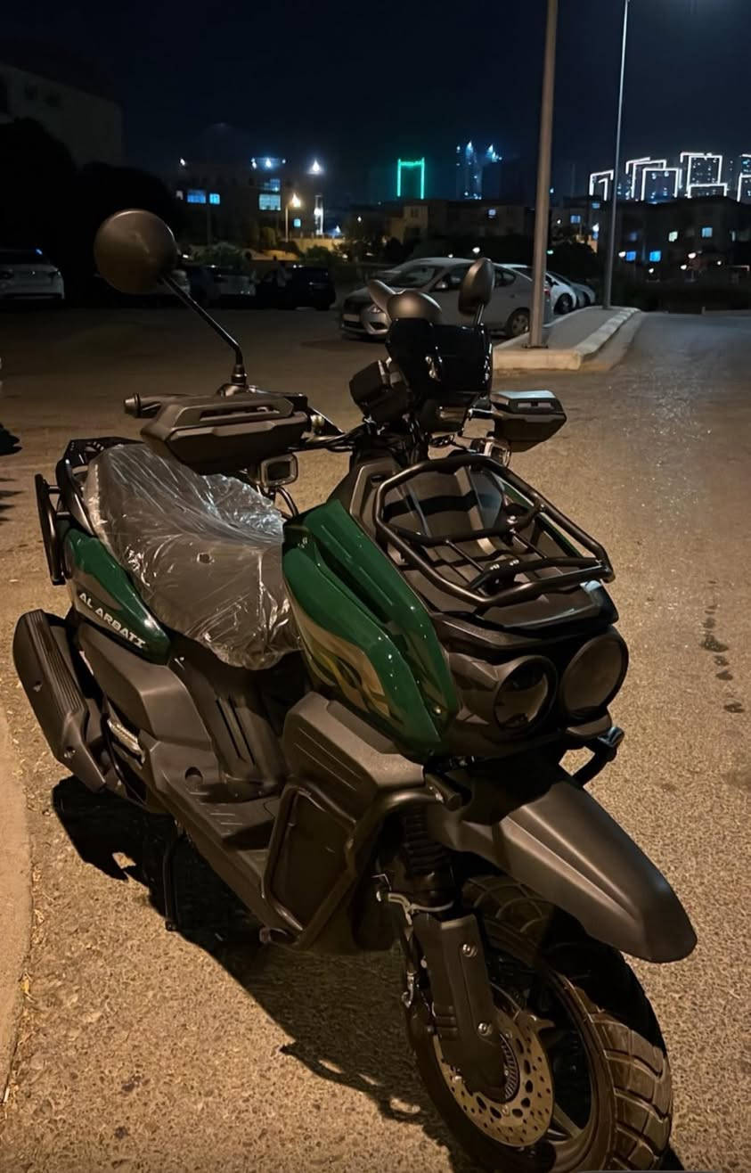 السلام عليكم اباتشي بانزين موديل ٢٠٢٥ الدراجه كلش جديده ممشاه ٣٠٠٠ مابيه ولا شخط الرقم ***********
