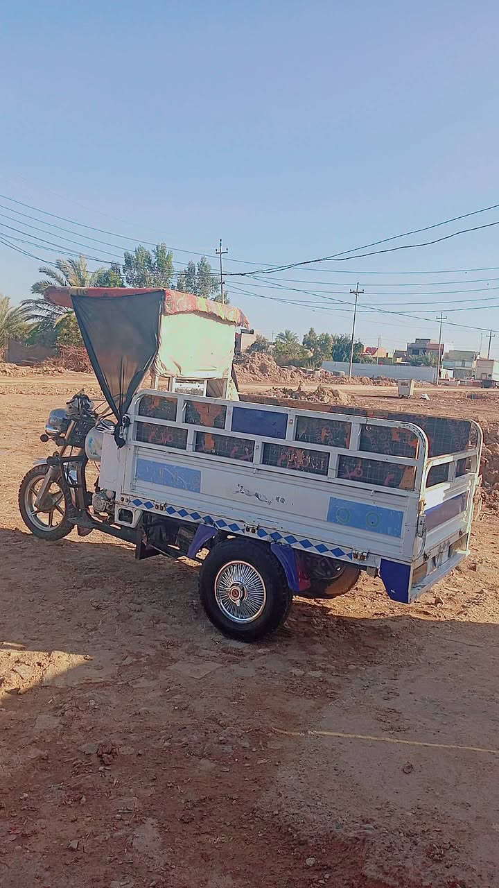 سلام عليكم ستوتة موديل 21 اوراق كاملة تايرات جدد السعر مناسب السعر مليون200وبي مجال  المكان ديالى بعقوبة الرقم ***********
