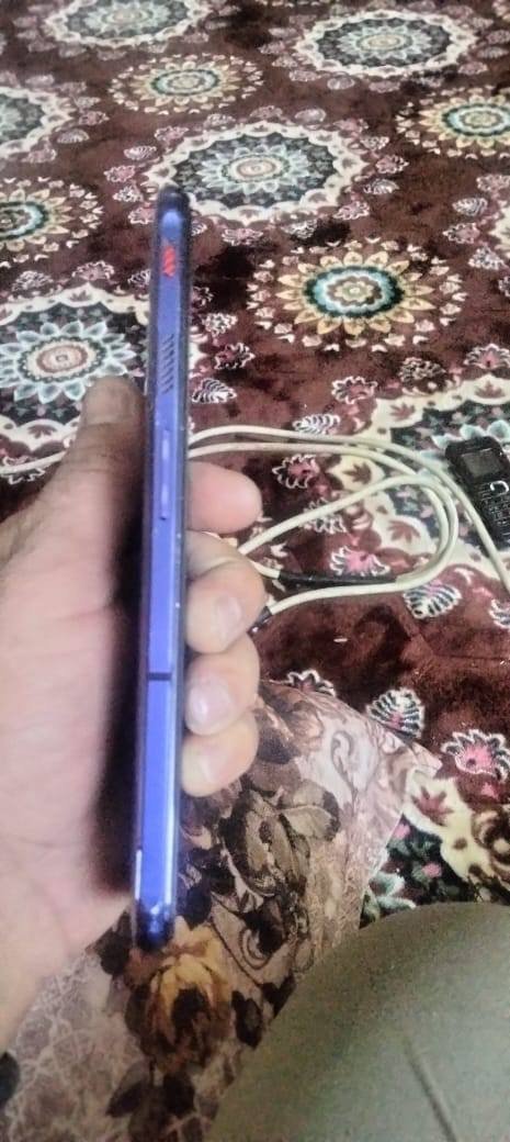 ريد ماجيك 7 موبايل فول ببجي 120 90 فريم تردد شاشه 165 120 الى 90 موبايل فول شرط مات ما ابي اي عيب  سعر 375 شرط ما مفتوح***********
