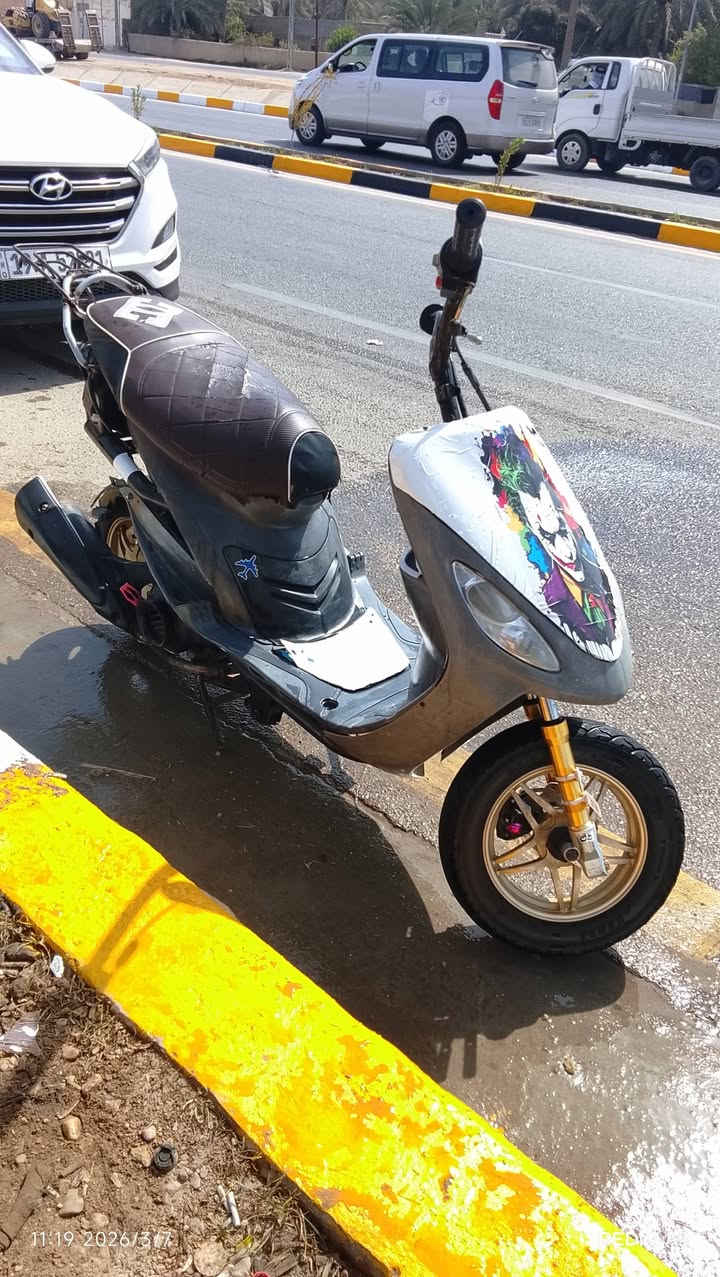 البيع دراجه ماكس الدراجة كفاله بوشه 55 شرط قلااع فولل شلعه معدل فول الدراجة صغيرة جديد كامله سلف شغال هندر شغل الدراجة مزوده كشن ربع والفات انضف من الصوره المكان كربلاء الحسينيه السعر 350 وبيه مجال بسيط الرقم ***********
