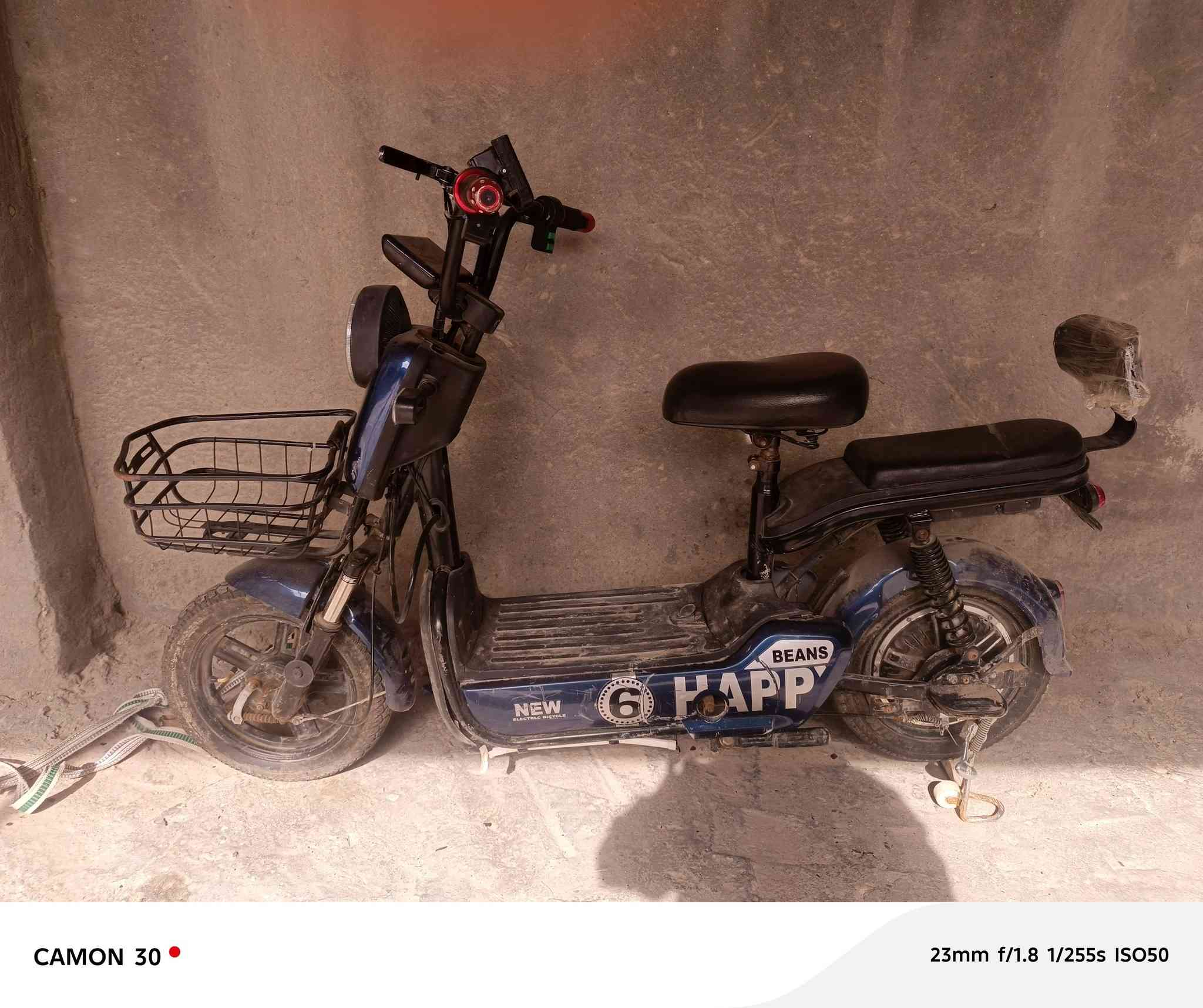 بسم الله الرحمن الرحيم دراجه شحن الى ابيع سعر 250وبيه مجال بيه عطل بسيط باترين شرط شغاله رايده يتوصل على خاص 7877764908


**إذا كنت صاحب هذا الإعلان وتريد حذفه لأي سبب، رجاءا أرسل رسالة إلى الدعم الفني**