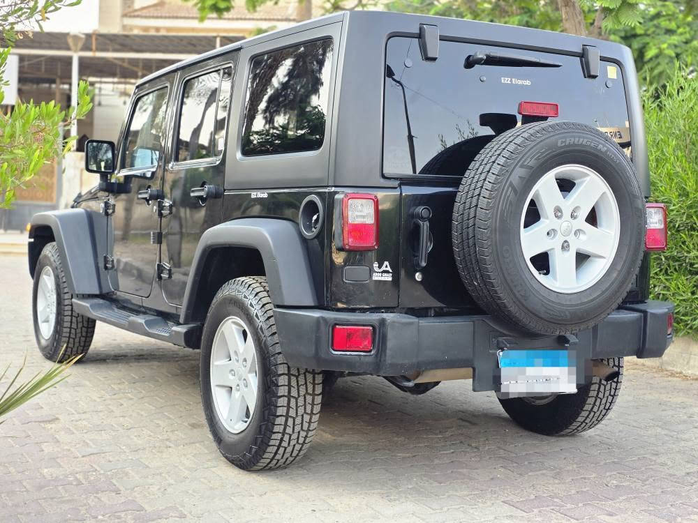 فبريكا بالكامل استوك بدون اي تعديلات عداد 146.000 الف رقم الماتور نفس رقم الشاسيه كوتش جديد كل حاجه شغاله بكفاءة عاليه لا تحتاج اي مصاريف 
مدينة نصر. 01150539492 القاهرة, مصر


**إذا كنت صاحب هذا الإعلان وتريد حذفه لأي سبب، رجاءا أرسل رسالة إلى الدعم الفني**