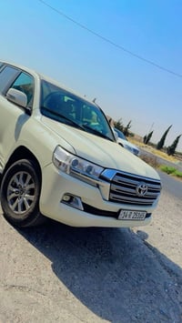 ورحمه الله وبركاته للبيع لاندكروز gxr موديل 2017 كاز محرك 8سلندر كير ا...