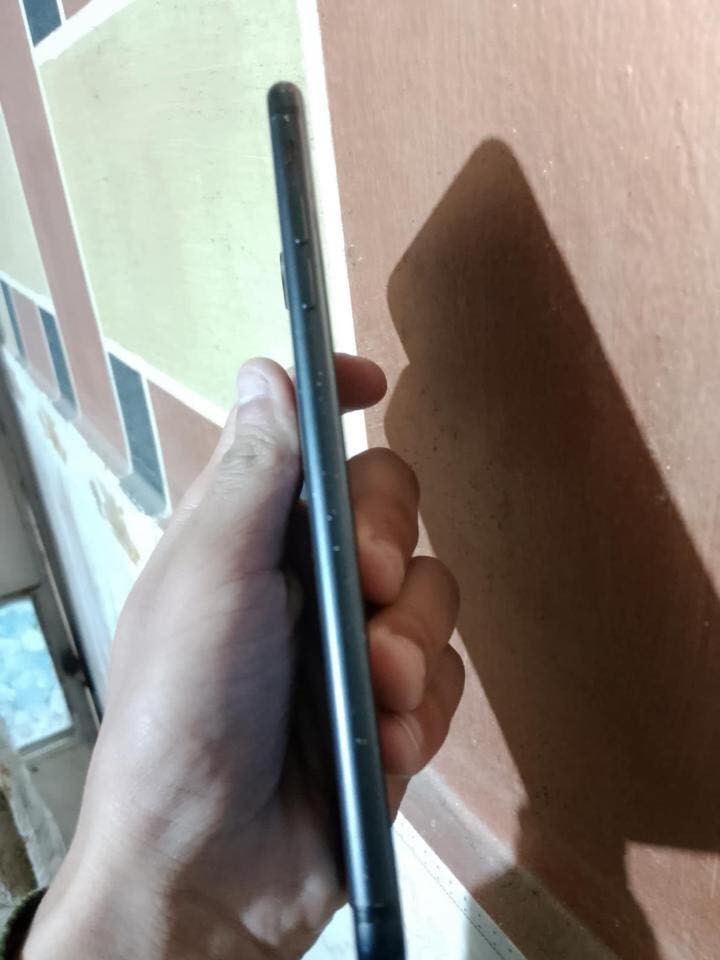 سلام عليكم جهاز ايفون سفن بلاس للبيع كلاه شغال بصمه كامراته جهاز نضيف كلش فقط شريحه سيمكارت متوفقه ذاكره128) بطاريه مبدل صليه سعر70 المكان بغداد الحسينيه شراي يتصل ***********
