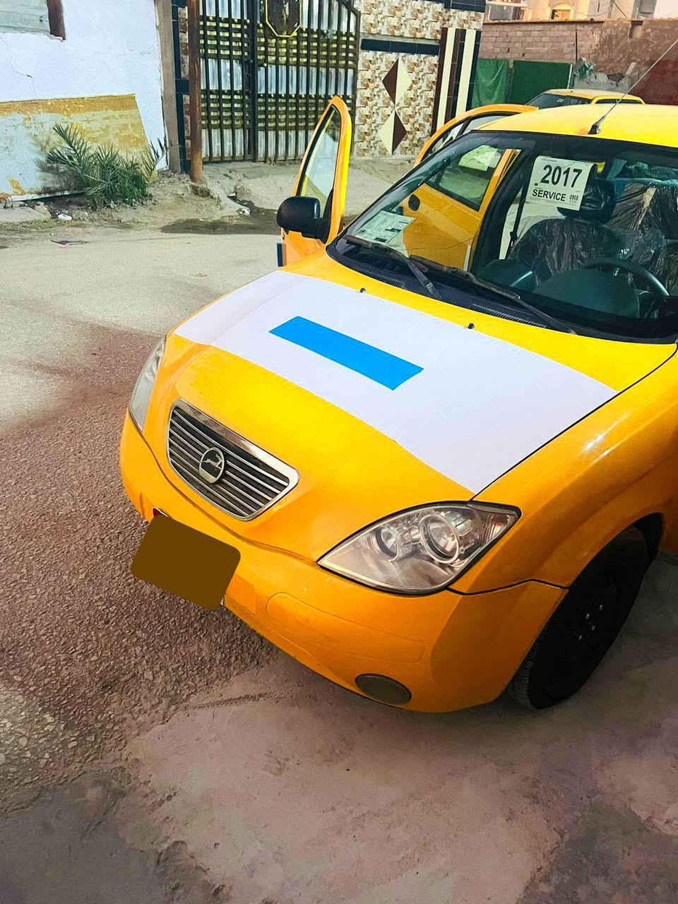 السلام عليكم بيع سريع سريع 
للبيع طيبه موديل 2017 رقم بغداد مشروع وطني تحويل مباشر مصفره هيئه وغرامات السياره مكفولة  مكينه وگير وحداديه وتبريد وتخم تاير جديد وداخلها جديد شاشه وكاميرا خلفية وحساس السياره جاهزة من كلشي مابيها برغي نقص السياره مال جناي مامشتغله تكسي السياره جديده وجاهزة خير من الله السعر(46)$ ورقه وبيها مجال بسيط للاستفسار الاتصال على الرقم (***********) مكاني بابل اخوان فقط الشراي يتصل وعيوني اله الي ميشتري لايتصل ولايعلق اسف ع الاطاله
