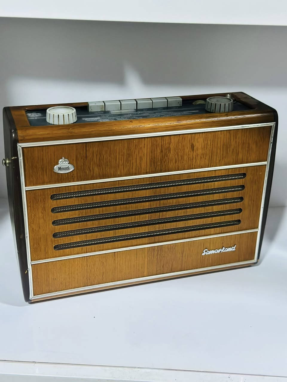 غراض للبيع السعر رجان على واتساب *********** تحياتي للجميع
