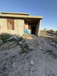 قرية نديم • بيتين • ٢٢٠م و١٤٠م