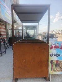 متاح ميز طول مترين عرض متر عوزه بس صبغ وخشب ثنين وحده جوه وحده فوك ميز...