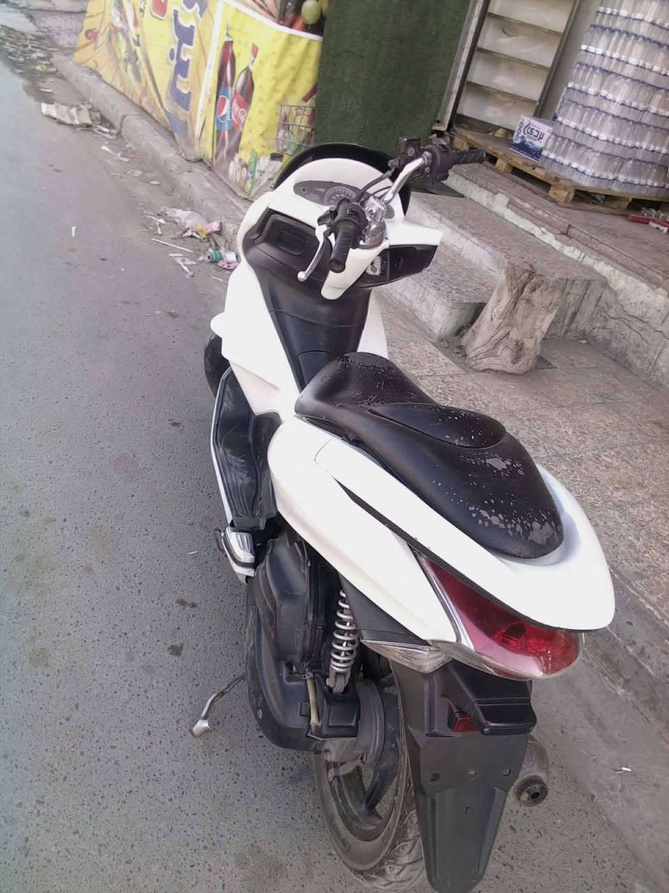 السلام عليكم شباب الطيبين
جيل اول pcx ياباني  مكينة 125
حساس ازدحام حساس ستاند حرف A
جاهزة مكملة الكفر بي شخوط فقط 
السعر 
مليون و150
***********
متوفر خط او واتساب
