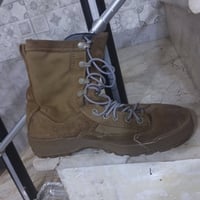 بسطال برطاني اصلي قياس 40 السعر 75 بغداد الزعفرانية وات ساب موجود 0771...