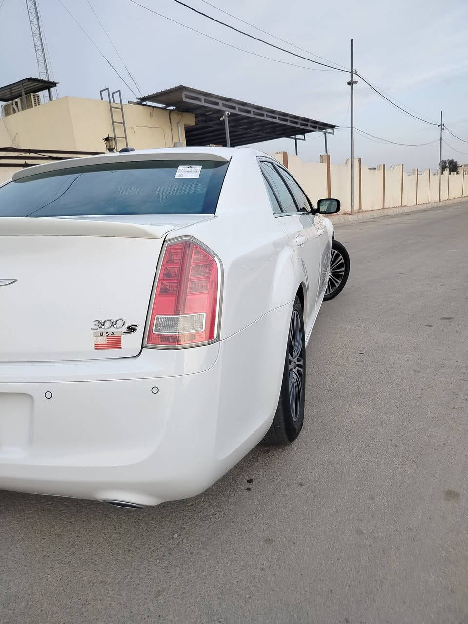 السلام عليكم ..... اوباما ١٣ فول s رقم دهوك.. شرط التحويل بيها على كد شبر بلبنيد من الجهتين فقط مكفوله من الرصعات والشخوط صدر امامي خلفي شرط جديد كلها شغالة سيارة الف متصرف عليها مامشتغله خط السيارة فور ويل فول فول رادار امامي... مكان السياره مكان السياره موصل.... واتساب {***********}
السعر190
