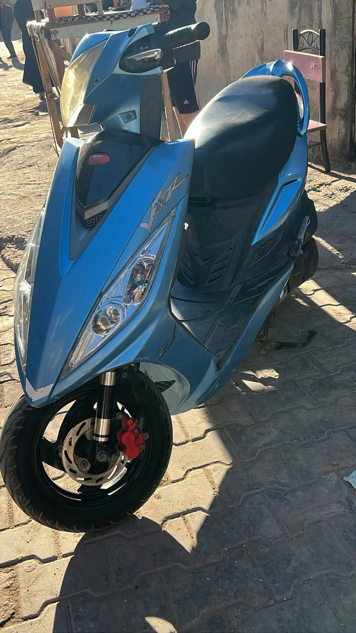 من رخصه المسؤل دراجه كامكو ١٢٠ دراجه اكفلك مكينه ما محطوطه عليها سبانه وكلش نضيفه الدراجه محتاج واريد ابيع الله شاهد نوزل الدراجه يعني صرفيه بانزين تنساها يعني صرفيه البانزين كلش قليله دبلاتها نضيفات الطسه ما تحس بيها الدراجه تشتغل سلف كلشي شغال اشاير سكنات البك لايت بس الهورن الدكمه واكفه وولايت الكدام محترك غير شي بلدراجه اكفله الك وانا محتاج واريد ابيع وعدي مكاتبه من الوكيل ماخذها وتشوف السعر بعينك شكد ماخذها بس الله شاهد محتاج وراح اكسر بلدراجه وابيع بهيج سعر اريدها ب٦٧٥ وبيها مجال قلليل حك الجيه مكاني البصره الموفقيه رقم الهاتف ***********
