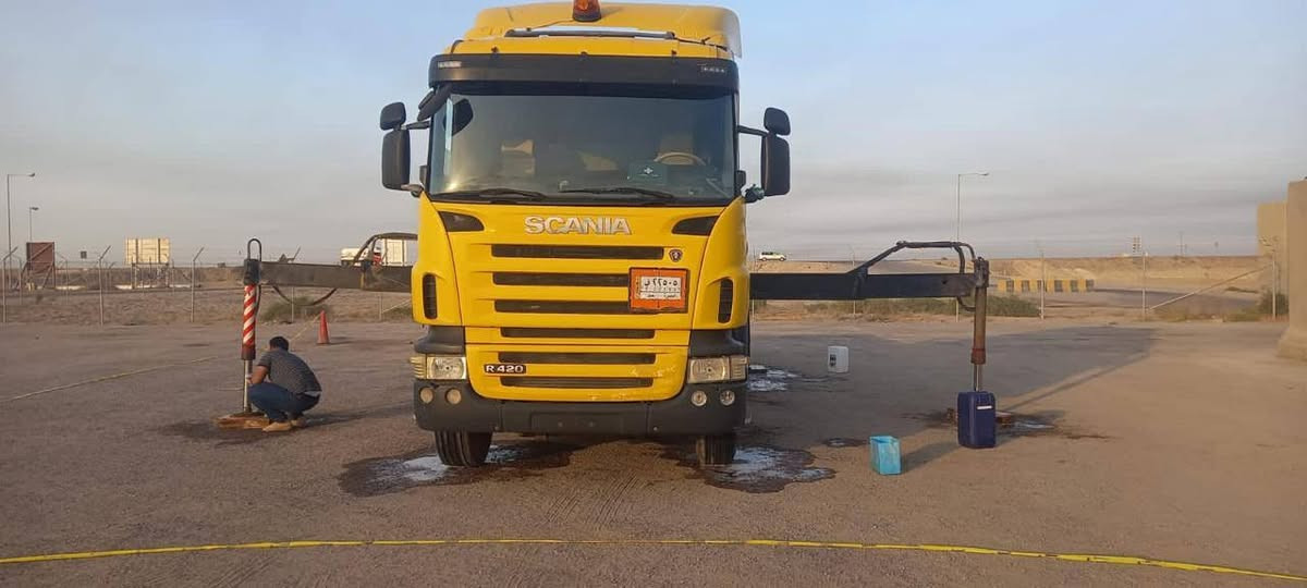 للبيع سكانيه هياب مديل 2006 رقم بصره محدث بجم 2007 كرين 16طن 4رجلين   4سلايتات.كنترول تحكم بدي 7وربع سنكل بسمنه للاستفسار ***********. مكلف بلنشر
