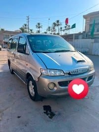 ستاركس • ٢٠٠٠ • ٨ راكب
