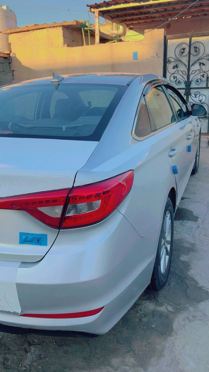 السلامةعليكم سوناته موديل 2017  ادوات ادوات سياره متومه رقم وسنويه اربيل السياره مكصوصه جنطه مكينه كير حداده خير من الله السياره اصل غاز مكان السياره البصره رقم الجوال ***********
