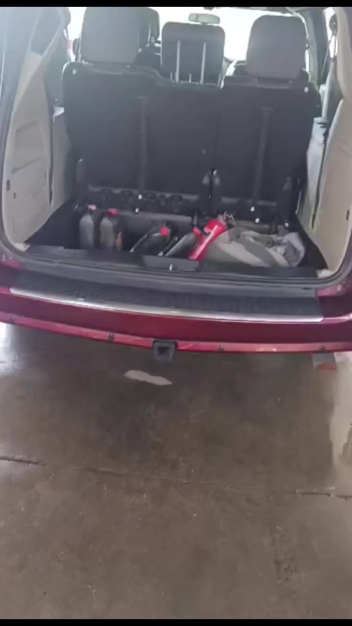 دوج كرفان موديل 17
اس اكس تي

رقم بغداد سنوية جديدة هزة جديدة

كشنات جلد 3 قطع تبريد 

بيبان وصندوق كهرباء لايت زينون

سيارة جاهزة ما متعوبة ما تصرف عليها ألف ترايك للسعودية

 حادث.حفيف سونار ضمن الصور
السعر 185 بيها مجال بسيط جدا
***********
